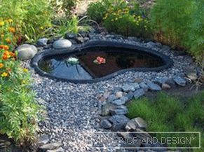 Umetni ribnik na vrtu