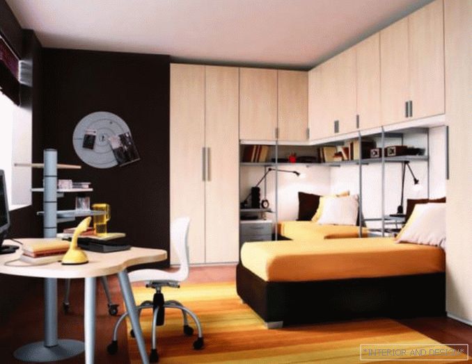 Soba za dečka v slogu minimalizma