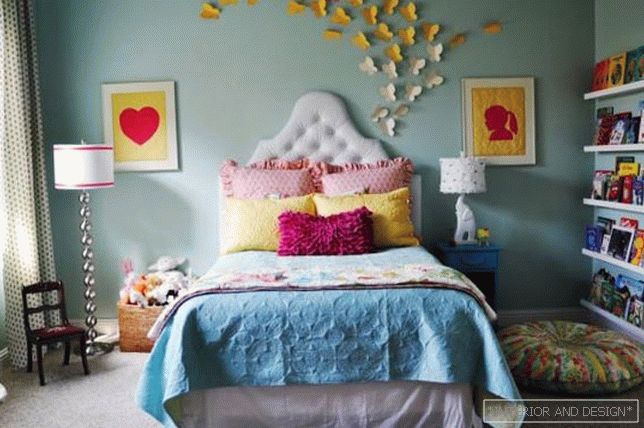Fotografije spalnice v odtenkih modre barve