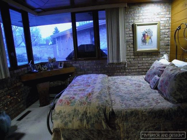 Fotografija spalnice v zasebni hiši
